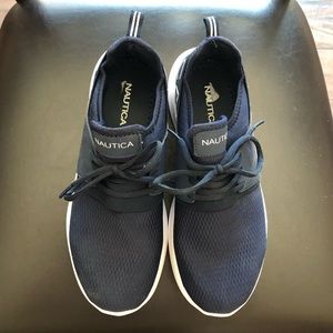 nautica tennis shoes NWOT
